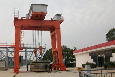 門式起重機(jī)